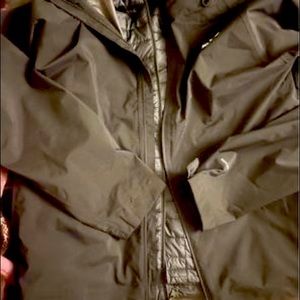 New Northface Dryvent 2 in 1 lightweight